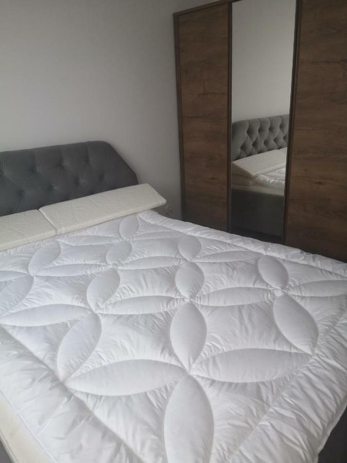 Apartament Przy Aquaparku Radom Exterior photo